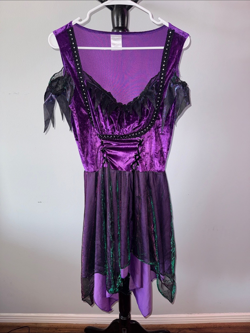 Spirit Halloween Costume Dress 39.T